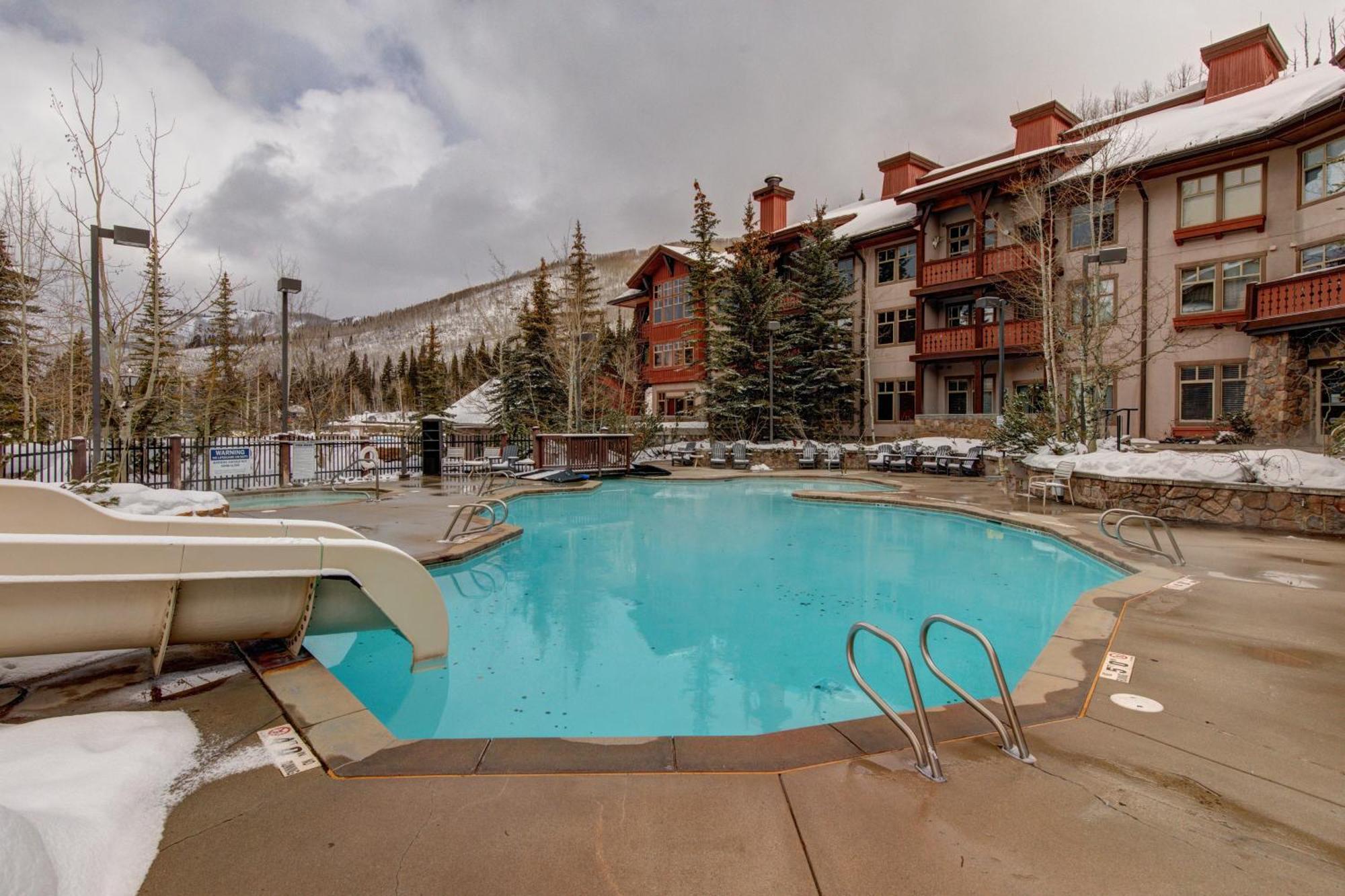 Powderhorn Lodge 210: Blazing Star Suite Solitude Exterior photo