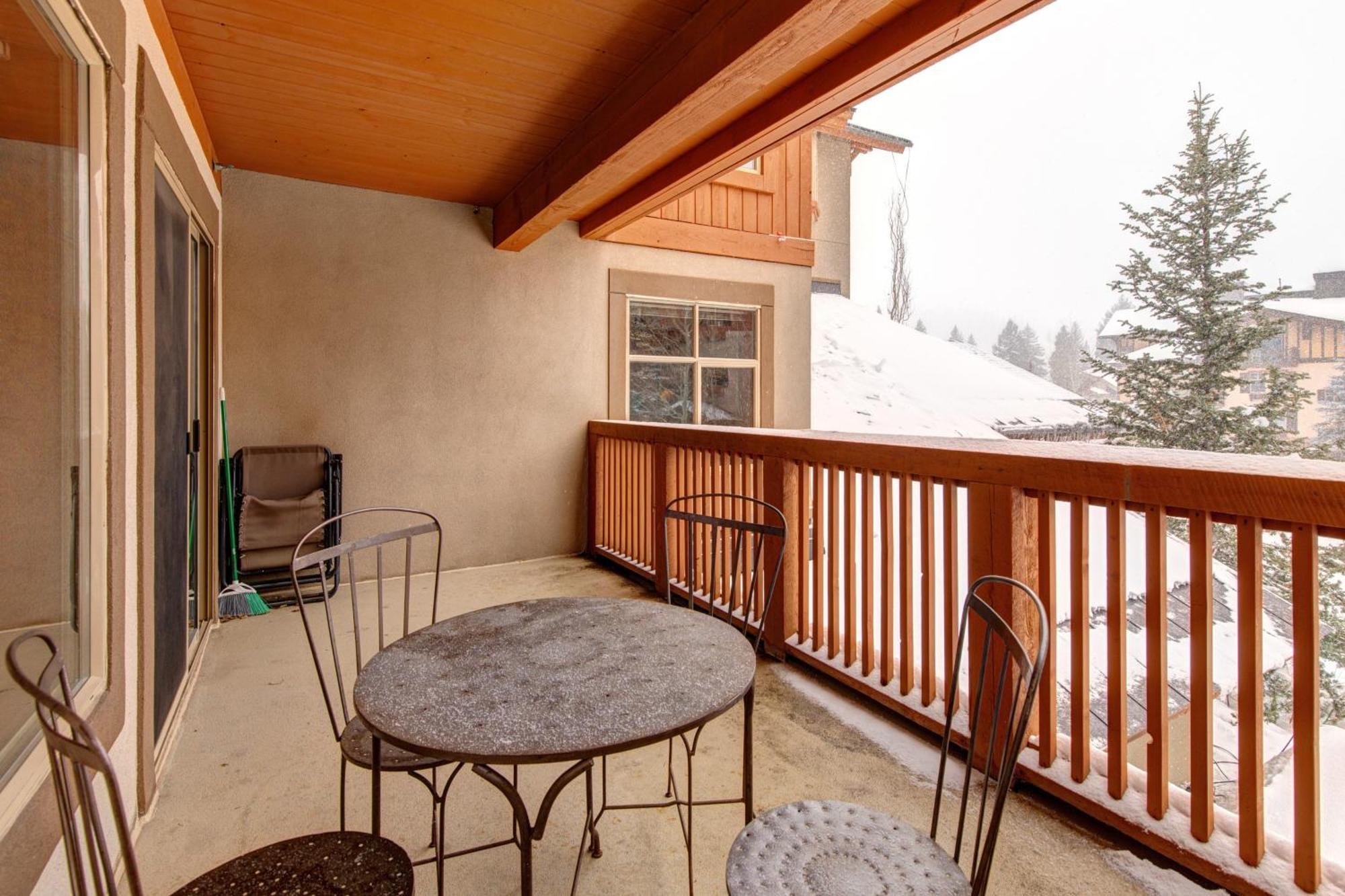 Powderhorn Lodge 210: Blazing Star Suite Solitude Exterior photo