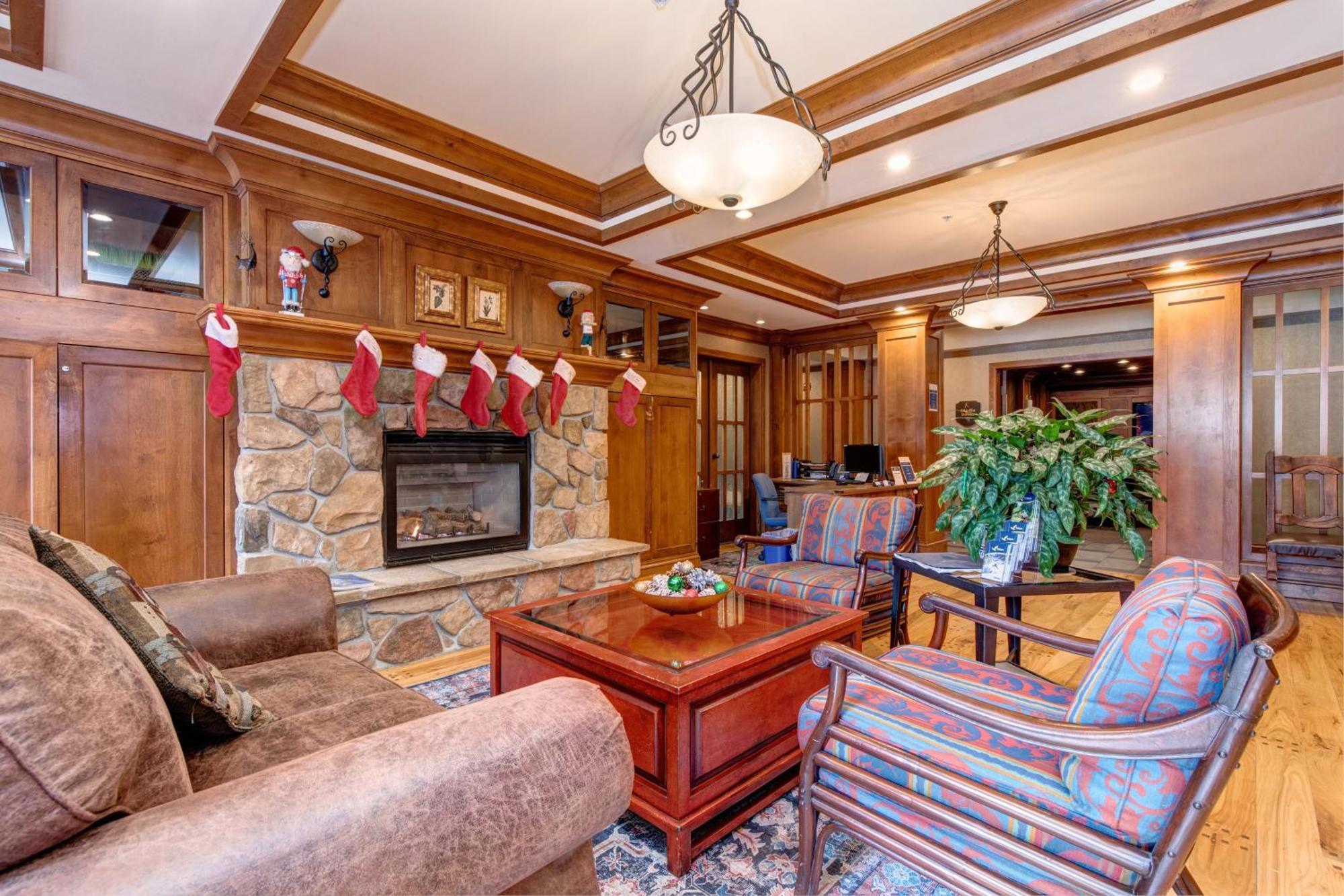 Powderhorn Lodge 210: Blazing Star Suite Solitude Exterior photo